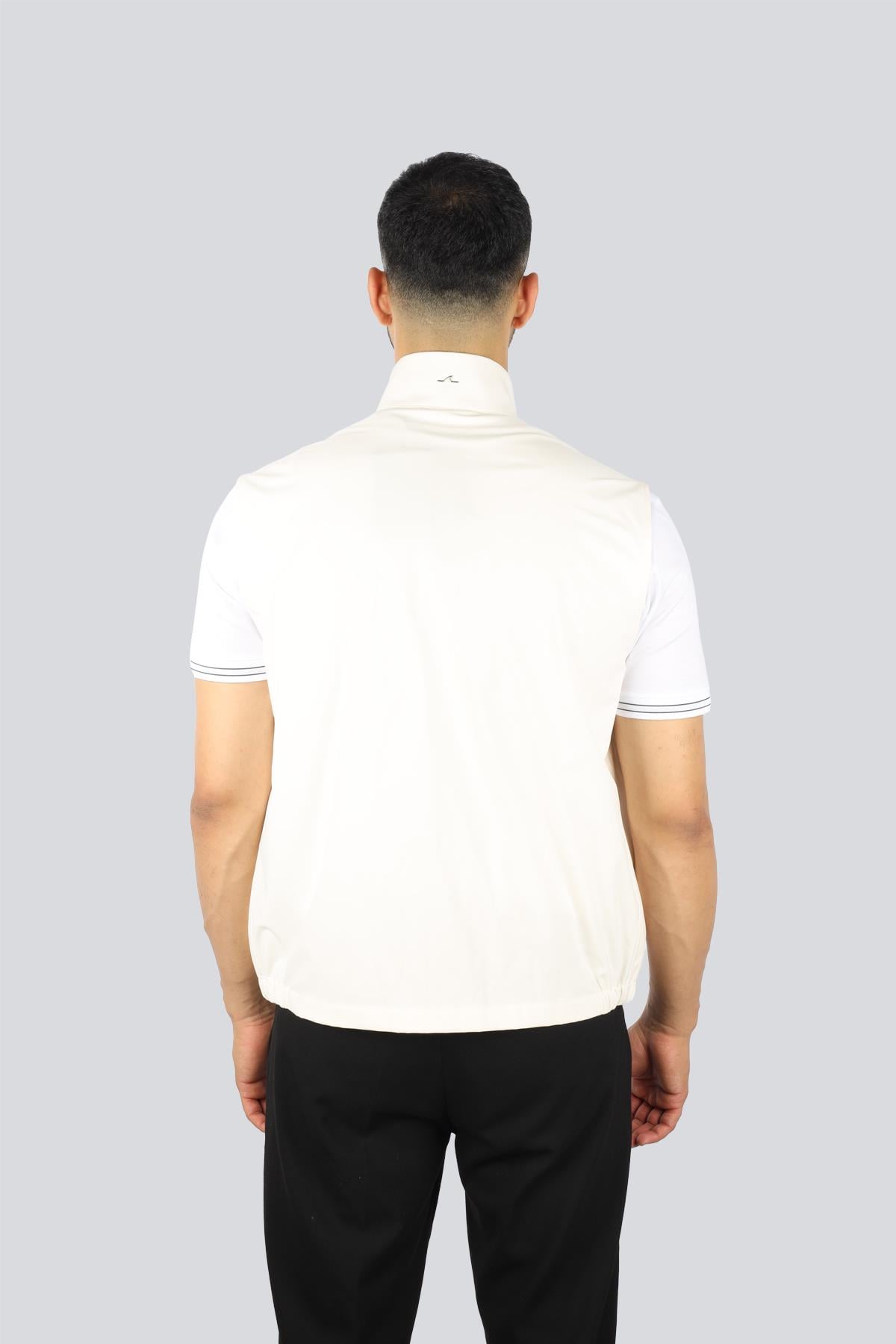 Paul Shark Paul Shark Erkek Regular Fit Dik Yaka Fermuarlı İç Cepli Bej Yelek 25412621-629