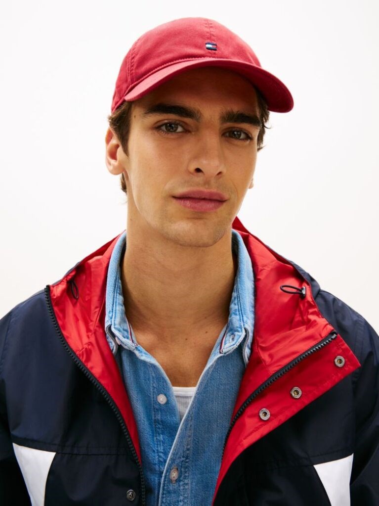 Tommy Hilfiger Tommy Hilfiger Erkek %100 Organik Pamuklu Ayarlanabilir Metal Tokalı Bayrak Logo Nakışlı Kırmızı Şapka AM0AM14099-XIT