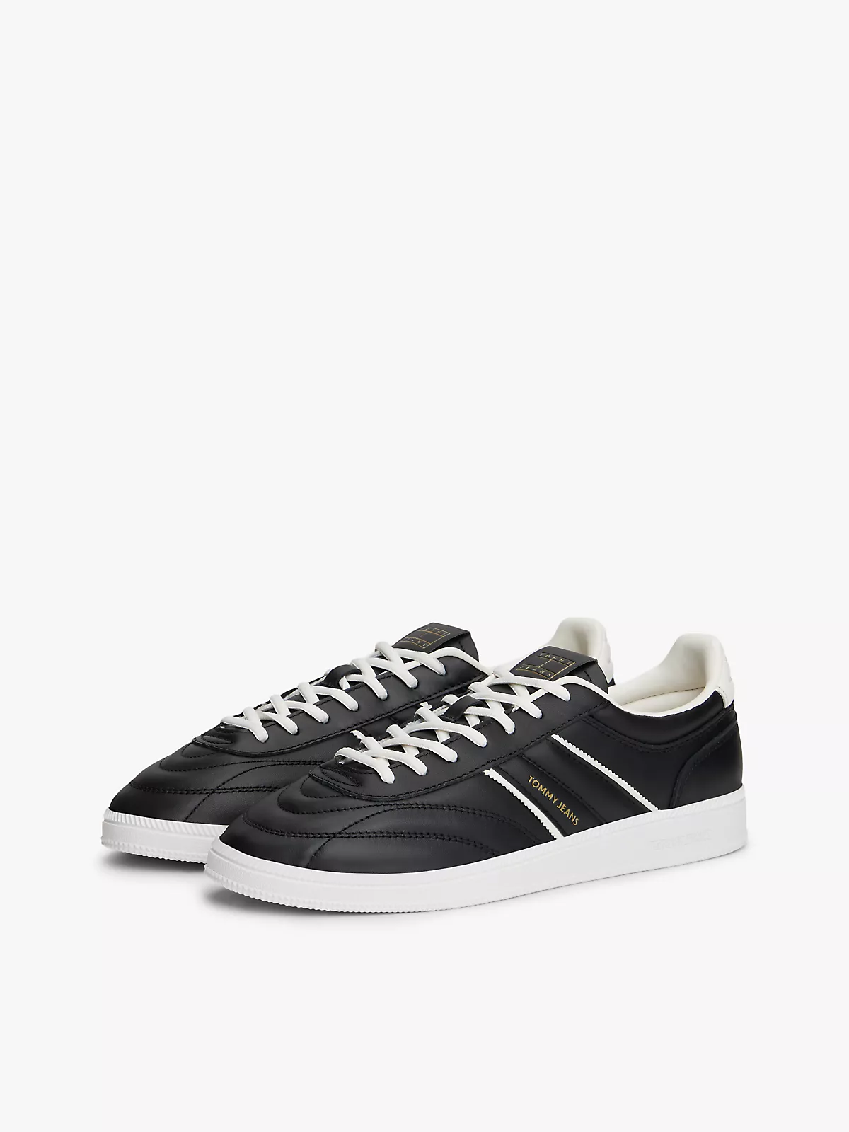 Tommy Hilfiger Tommy Hilfiger Erkek Dikiş Detaylı Düşük Bilekli Rahat Taban Deri Siyah Sneaker EM0EM01708-BDS