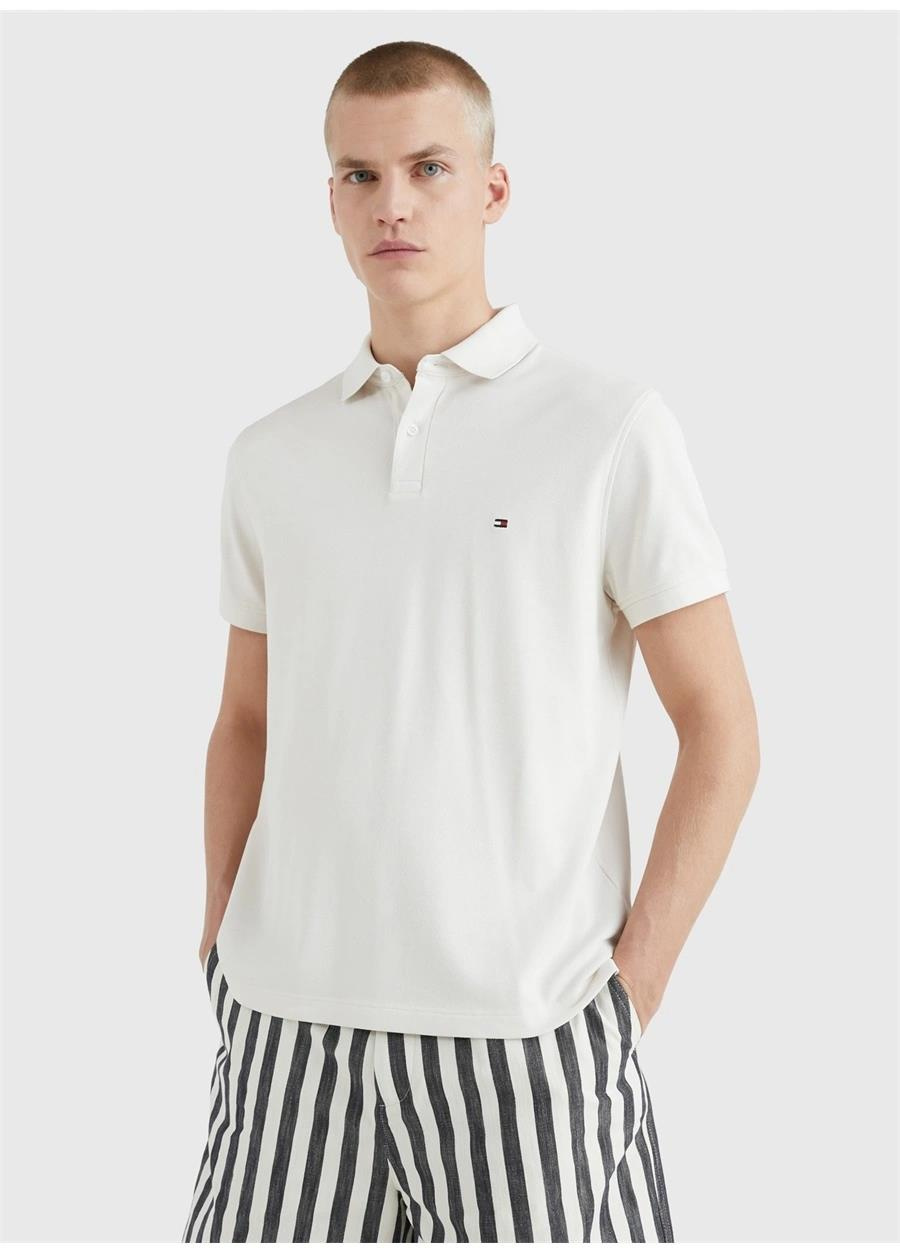 Tommy Hilfiger Tommy Hilfiger Erkek Dokuma Polo Yaka Kısa Kol Günlük Ekru Polo Yaka T-Shirt MW0MW17770-AC0