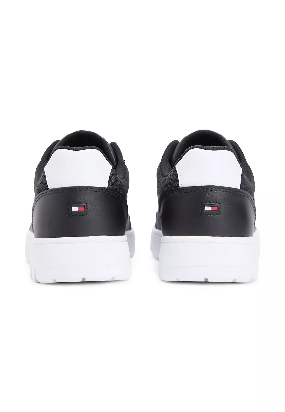 Tommy Hilfiger Tommy Hilfiger Erkek Düşük Bilekli Rahat Taban Deri Siyah Sneaker FM0FM05868-BDS