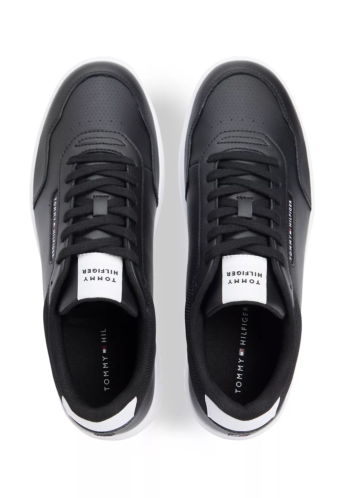Tommy Hilfiger Tommy Hilfiger Erkek Düşük Bilekli Rahat Taban Deri Siyah Sneaker FM0FM05868-BDS