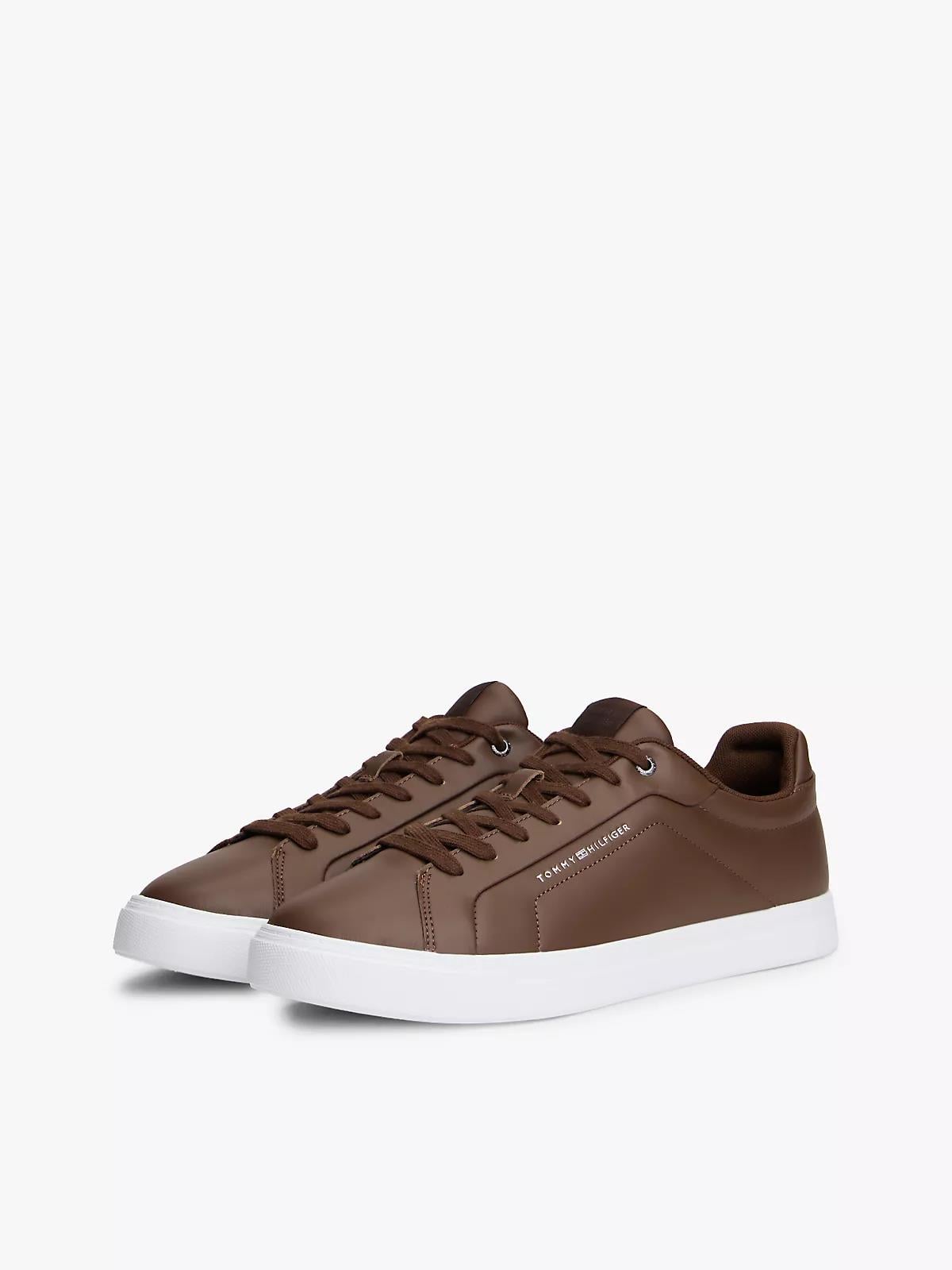 Tommy Hilfiger Tommy Hilfiger Erkek Düşük Bilekli Rahat Düz Tabanlı Deri Kahverengi Sneaker FM0FM05837-GV0