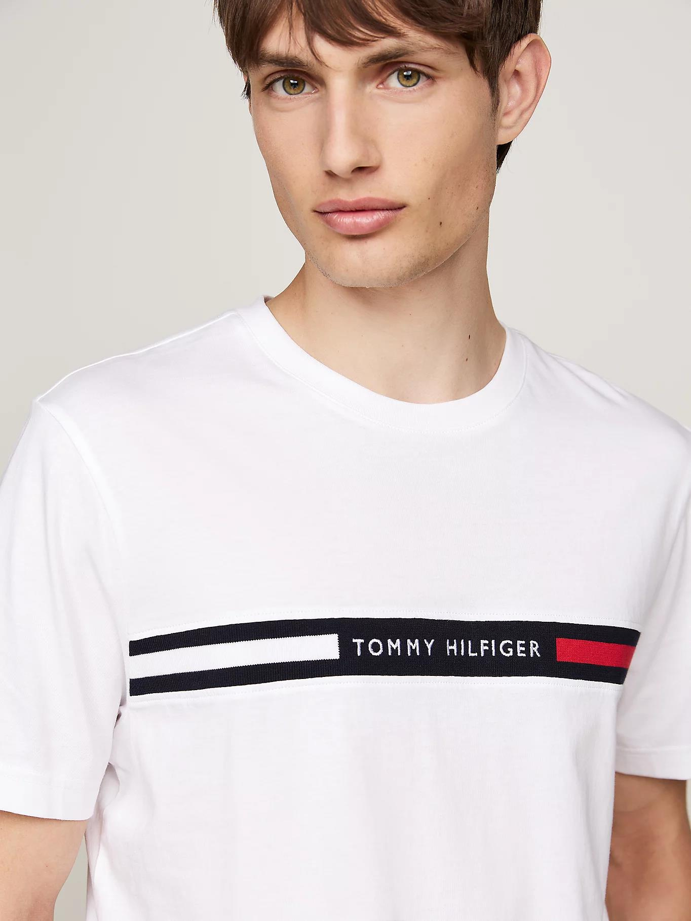 Tommy Hilfiger Tommy Hilfiger Erkek Göğsü Şerit Detaylı Bisiklet Yaka Kısa Kollu Beyaz T-Shirt MW0MW36498-YBR