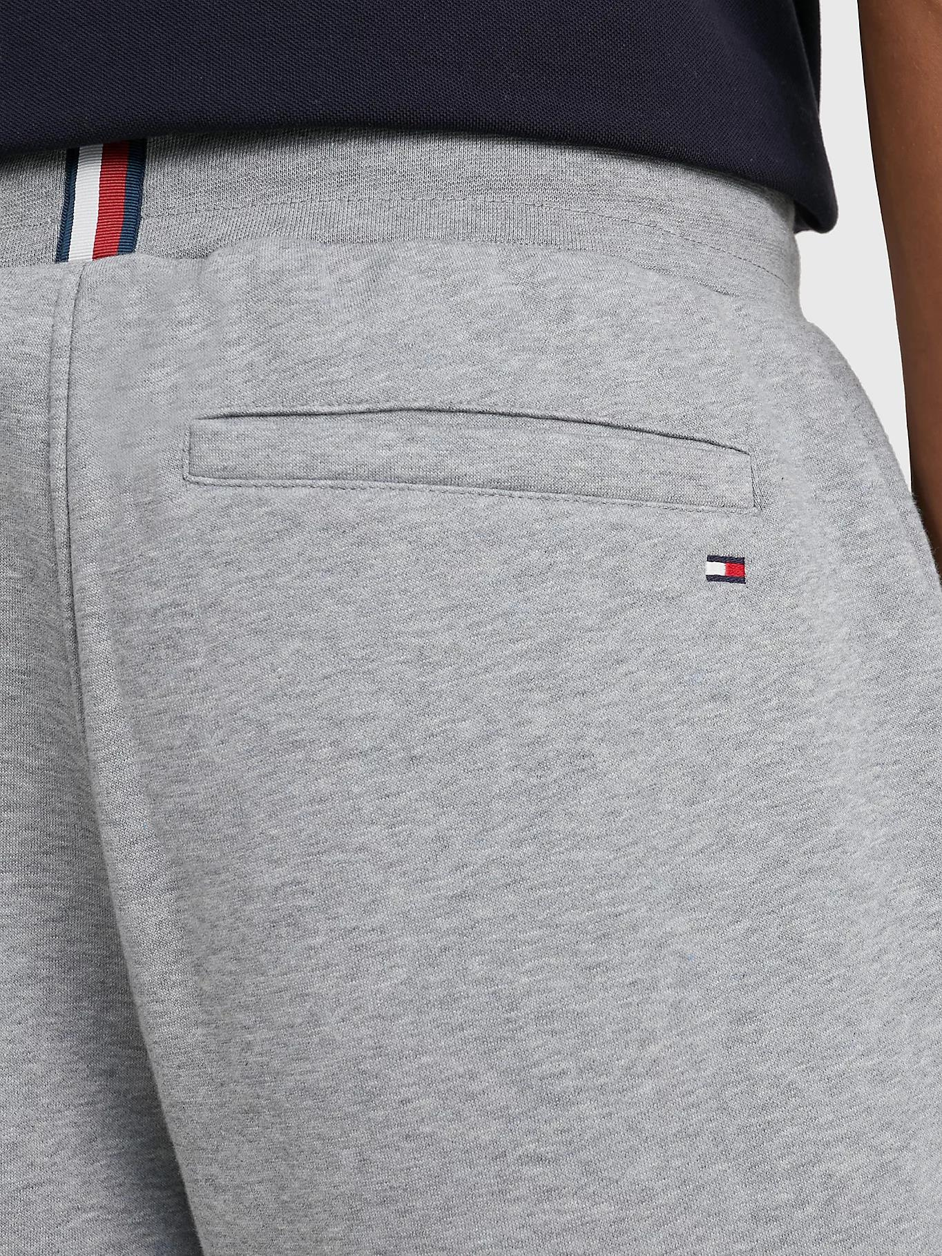 Tommy Hilfiger Tommy Hilfiger Erkek Kısa Boy Dokuma Kumaş Yazlık Kullanım Gri Şort MW0MW30032-ZN2