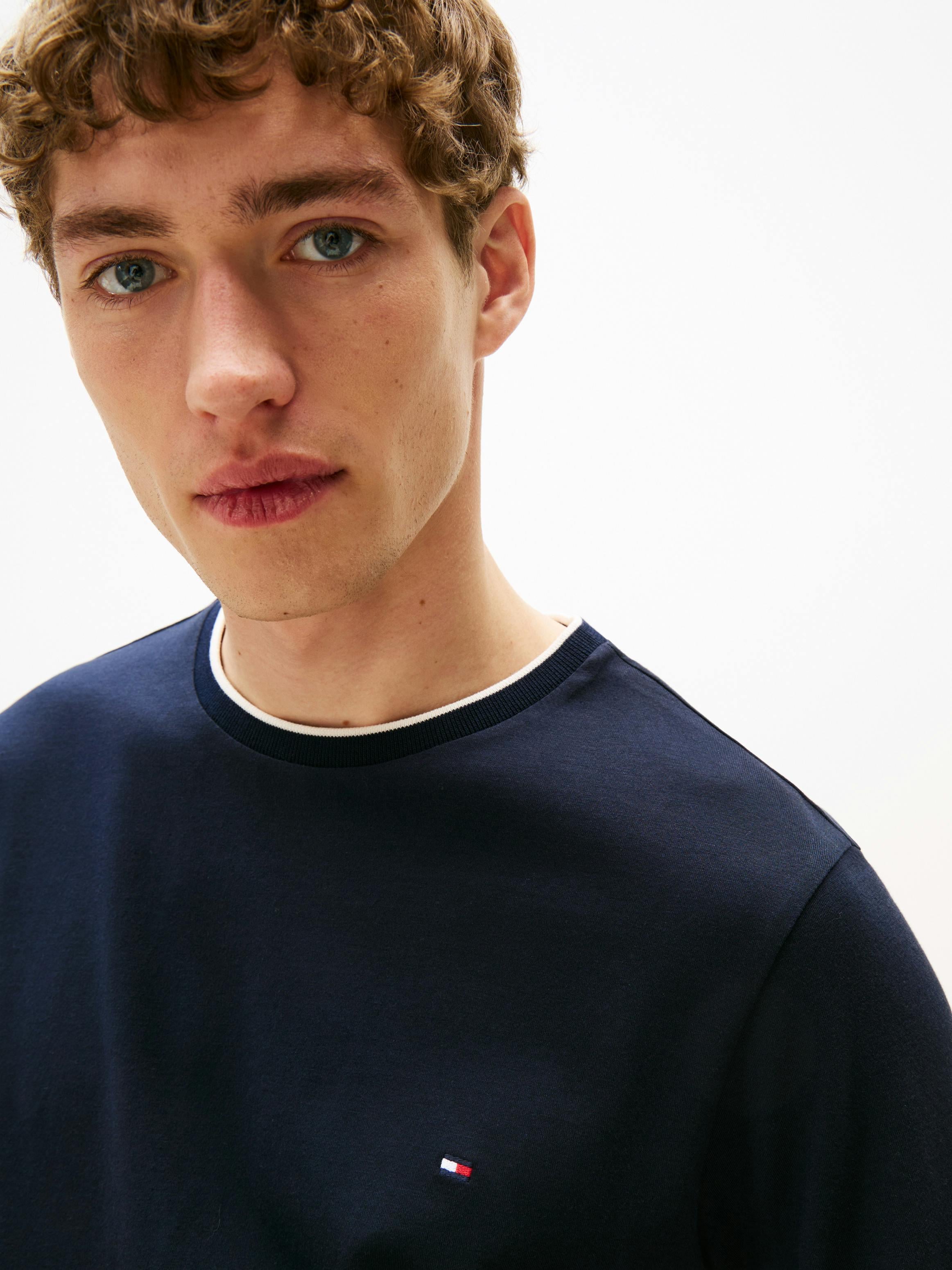 TOMMY HILFIGER Tommy Hilfiger Erkek Kısa Kol Bisiklet Yaka Pamuklu Düz Model Mavi T-Shirt MW0MW39368-DW5
