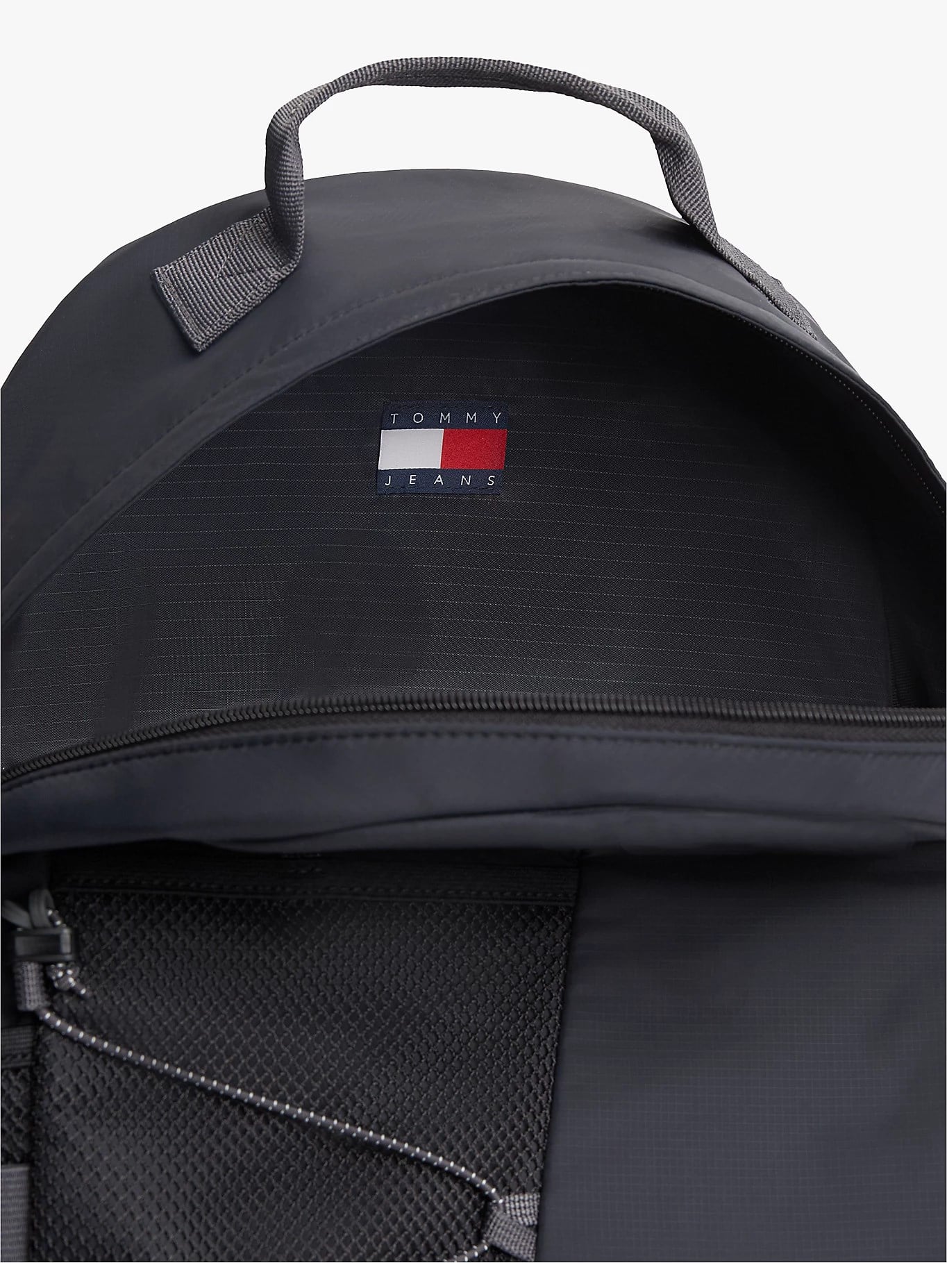 Tommy Hilfiger Tommy Hilfiger Erkek Logo Bayrak Etiketli Fileli Ön Bölmeli Fermuarlı Siyah Sırt Çantası AM0AM14341-BDS