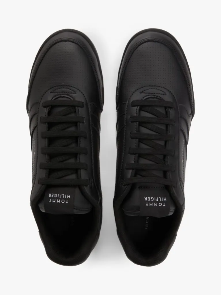 Tommy Hilfiger Tommy Hilfiger Erkek Logo Etiketli Dikiş Detaylı Deri Siyah Sneaker FM0FM05827-BDS