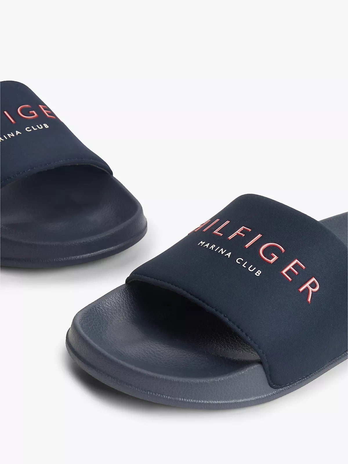 Tommy Hilfiger Tommy Hilfiger Erkek Logo Kabartmalı Rahat Taban Lacivert Terlik FM0FM05898-DW5