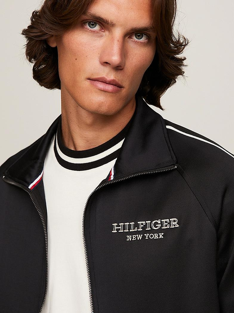 Tommy Hilfiger Tommy Hilfiger Erkek Marka Logo Detaylı Bisiklet Yaka Regular Fit Siyah Sweatshirt MW0MW33716-BDS
