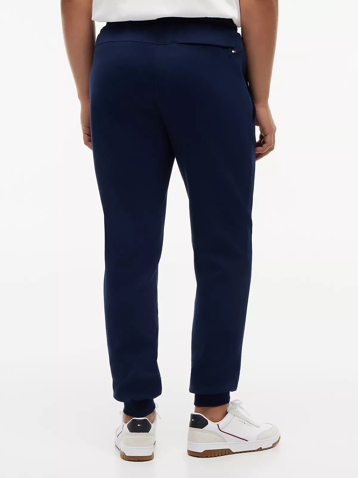 Tommy Hilfiger Tommy Hilfiger Erkek Normal Kalıp Beli ve Paçası Lastikli Logo Detaylı Lacivert Eşofman Altı MW0MW43445-DCC