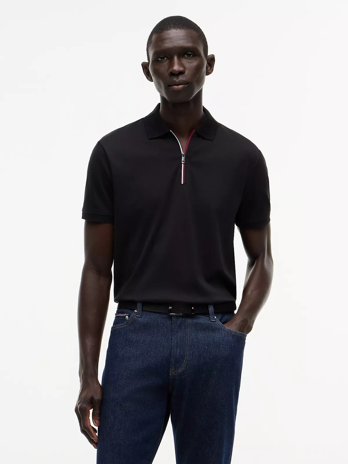 Tommy Hilfiger Tommy Hilfiger Erkek Normal Kalıp Kolu Bayrak Logolu Pamuklu Yarım Fermuarlı Kısa Kollu Siyah Polo Yaka T-Shirt MW0MW43269-BDS