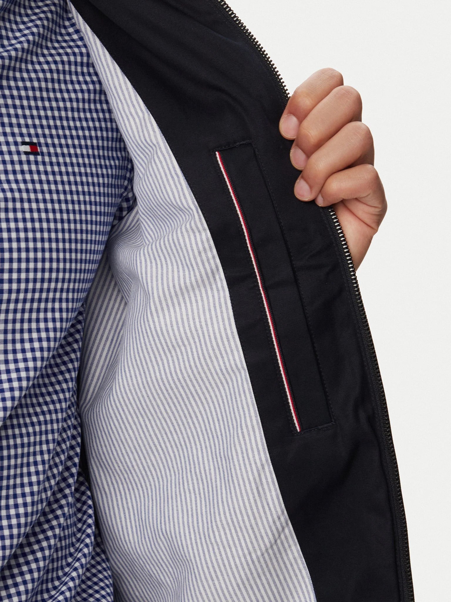 Tommy Hilfiger Tommy Hilfiger Erkek Normal Kalıp Dik Yakalı Fermuarlı Logo Detaylı Lacivert Ceket MW0MW43468-DW5