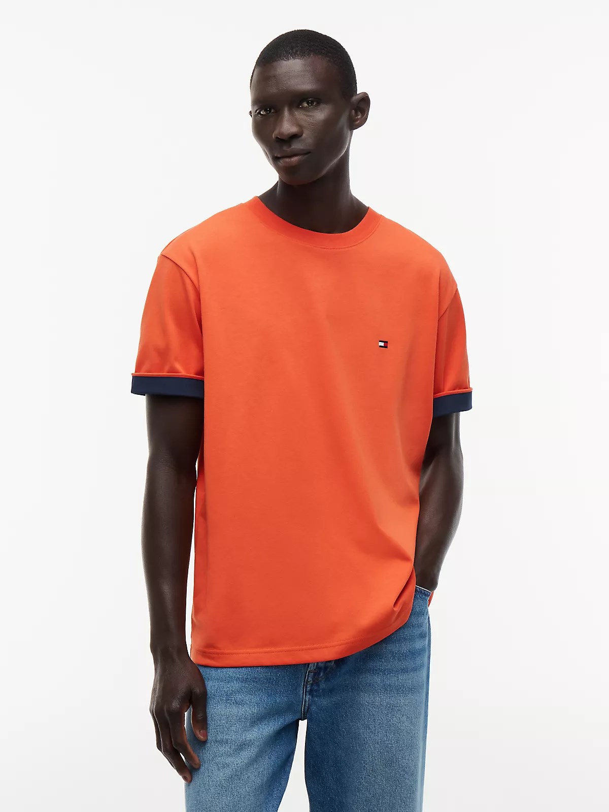 Tommy Hilfiger Tommy Hilfiger Erkek Rahat Kalıp Pamuklu Yuvarlak Yakalı Bayrak Logo Etiketli Kısa Kollu Turuncu T-Shirt MW0MW43203-SCX