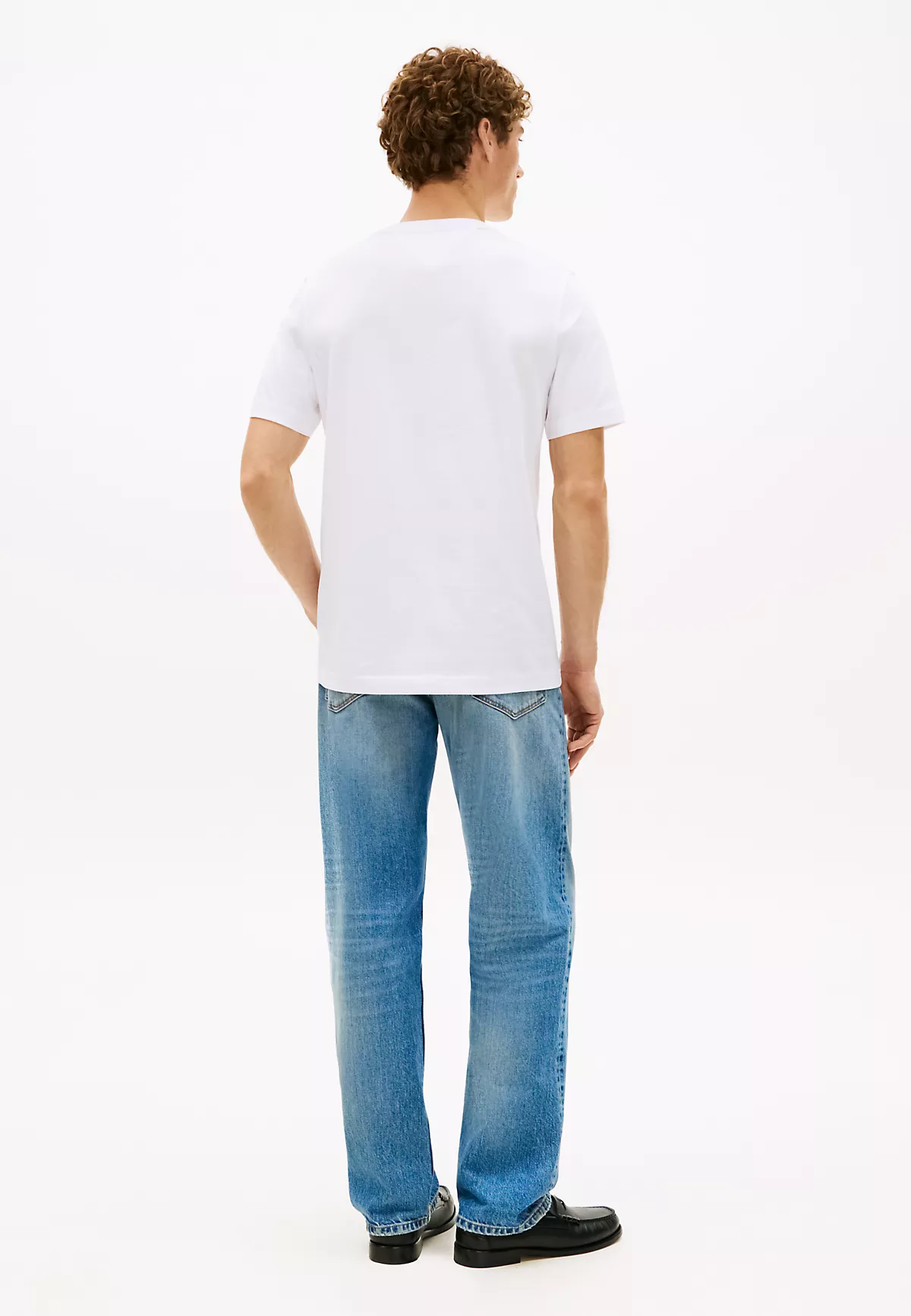 Tommy Hilfiger Tommy Hilfiger Erkek Regular Fit Yuvarlak Yakalı Logo Desenli Pamuklu Kısa Kollu Beyaz T-Shirt MW0MW42363-YBR