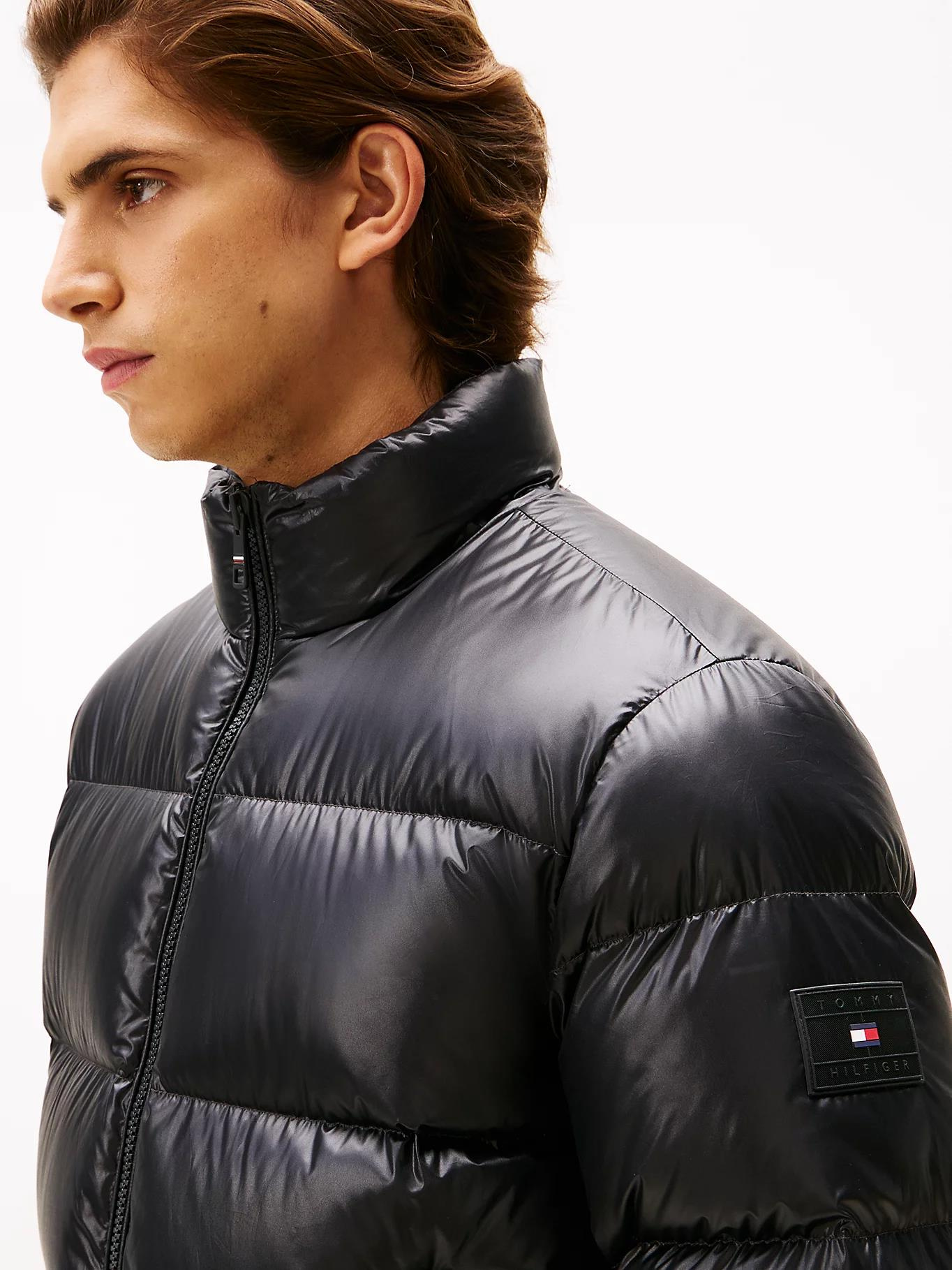 Tommy Hilfiger Tommy Hilfiger Erkek Uzun Kol Kapitoneli Şişme Dik Yaka Cepli Siyah Mont MW0MW40617-BDS