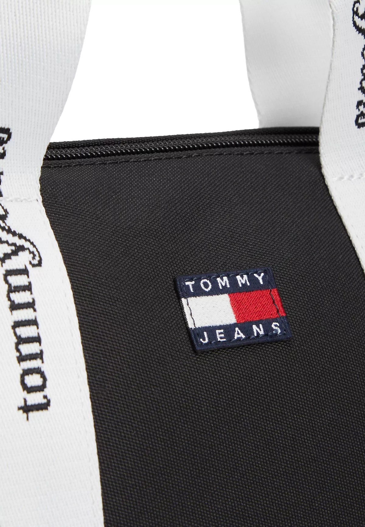 Tommy Hilfiger Tommy Hilfiger Kadın Çıkarılabilir Uzun Askılı Fermuarlı İç Cepli Siyah Omuz Çantası AW0AW18460-BDS