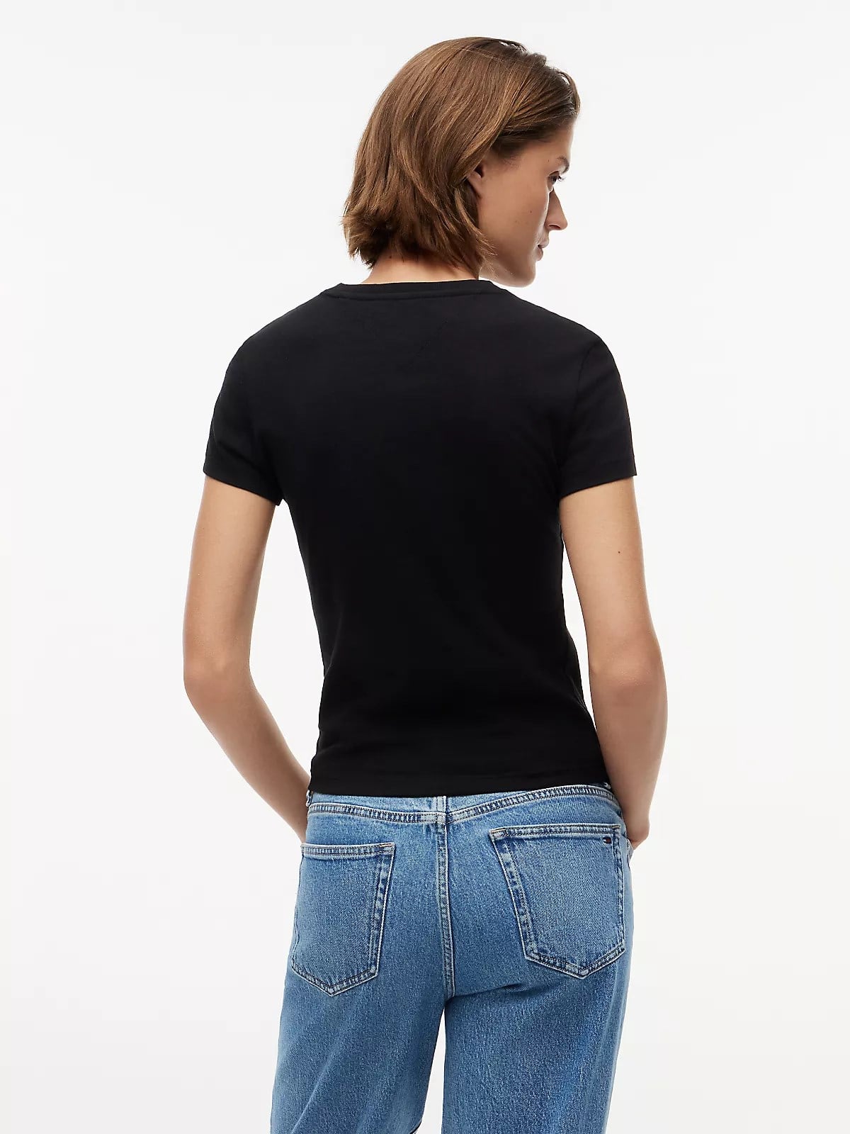 Tommy Hilfiger Tommy Hilfiger Kadın Dar Kesim Logo İmzalı Yuvarlak Yakalı Pamuklu Kısa Kollu Siyah T-Shirt DW0DW20459-BDS