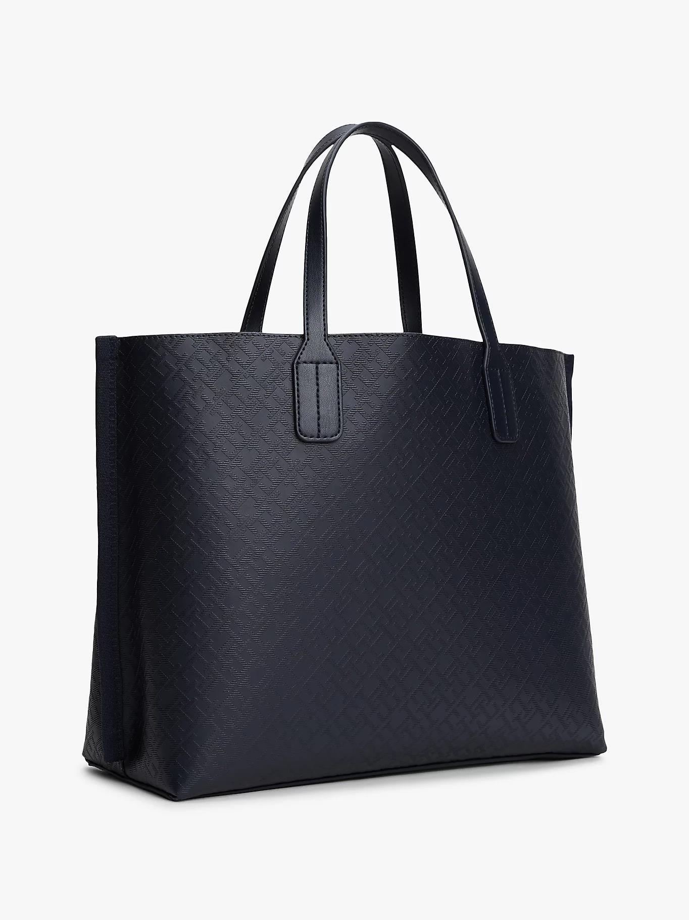 TOMMY HILFIGER Tommy Hilfiger Kadın Deri İç Bölmeli Küçük Cüzdan Aksesuarlı Lacivert Omuz Çantası AW0AW17174-DW6