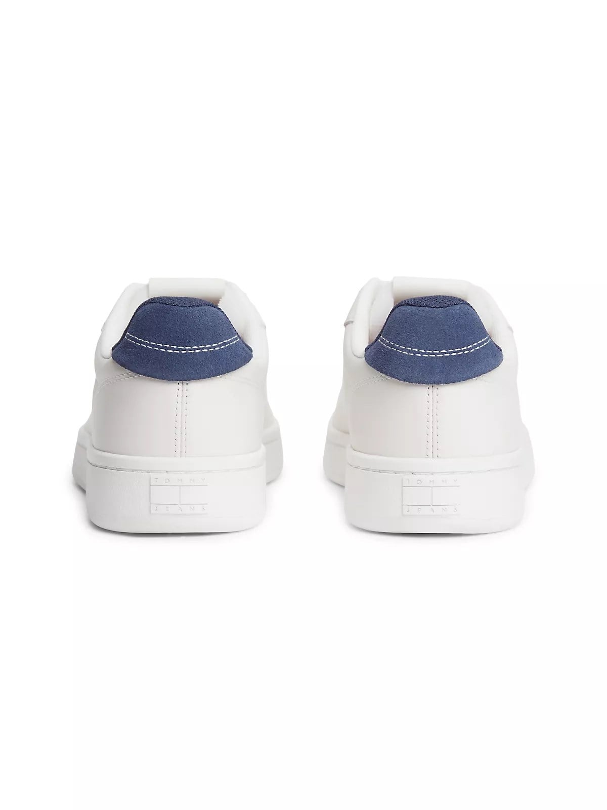 Tommy Hilfiger Tommy Hilfiger Kadın Düşük Bilekli İkonik Bayrak Logo Desenli Süet Detaylı Deri Beyaz Sneaker EN0EN03146-0GZ
