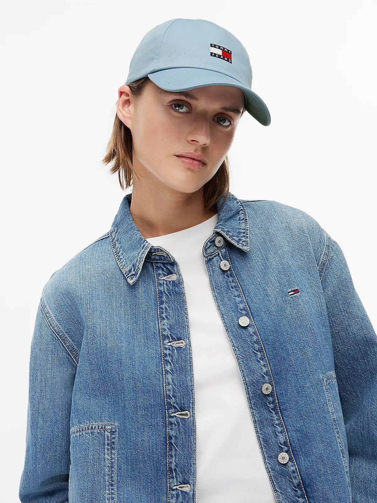 Tommy Hilfiger Tommy Hilfiger Kadın İkonik Bayrak Logolu Ayarlanabilir Tokalı Mavi Şapka AW0AW16991-DAR
