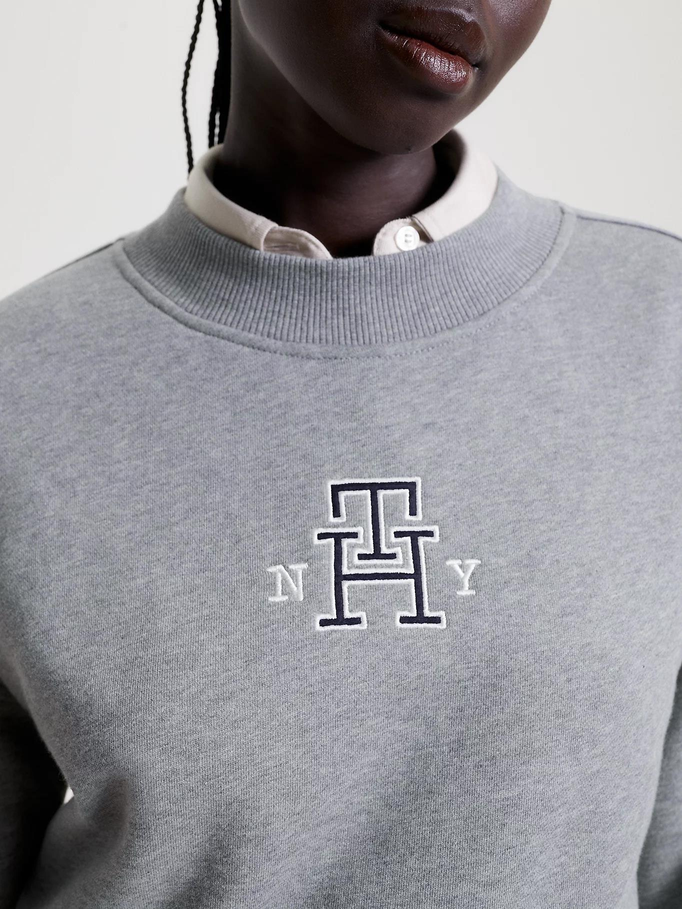 Tommy Hilfiger Tommy Hilfiger Kadın Logolu Desenli Uzun Kollu Günlük Kullanım Gri Sweatshirt WW0WW39369-0IN