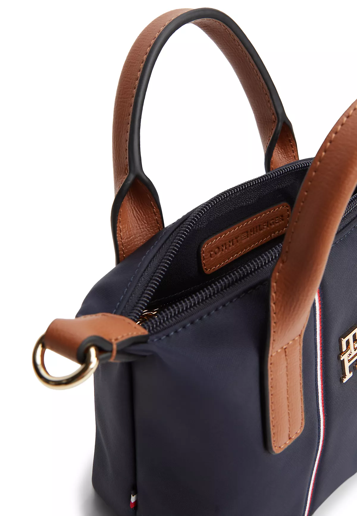 Tommy Hilfiger Tommy Hilfiger Kadın Metal Logo Fermuar Kapama Deri Kısa Kulp Lacivert Omuz Çantası AW0AW18552-0GY
