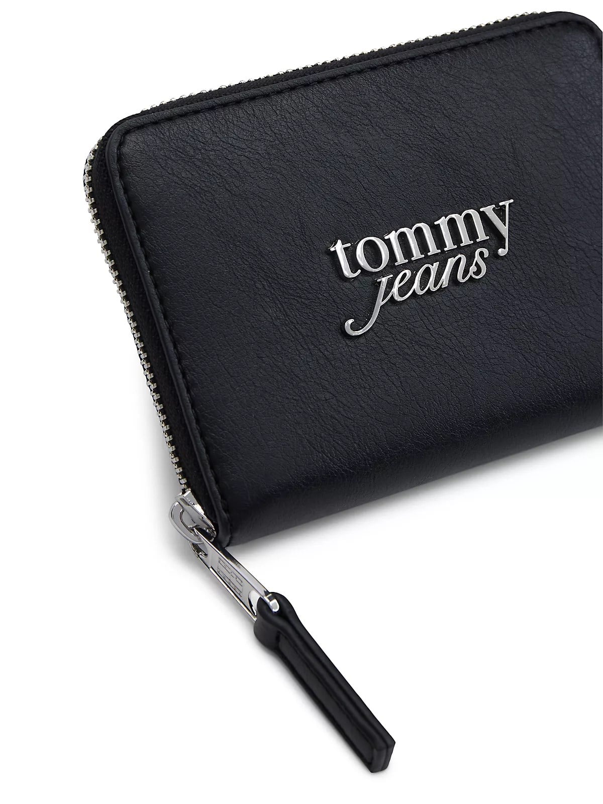 Tommy Hilfiger Tommy Hilfiger Kadın Metalik Kabartma Logolu Bozuk Para Cepli Siyah Cüzdan AW0AW18794-BDS