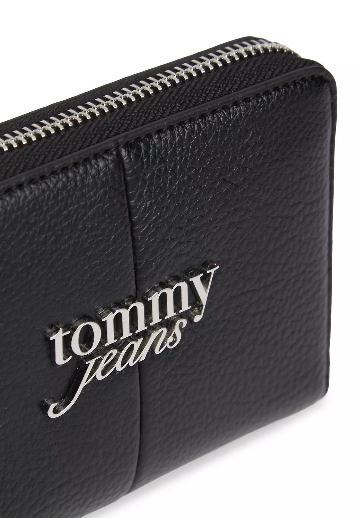 Tommy Hilfiger Tommy Hilfiger Kadın Metalik Logo Kabartmalı Fermuarlı Kart Bölmeli Siyah Cüzdan AW0AW18446-BDS
