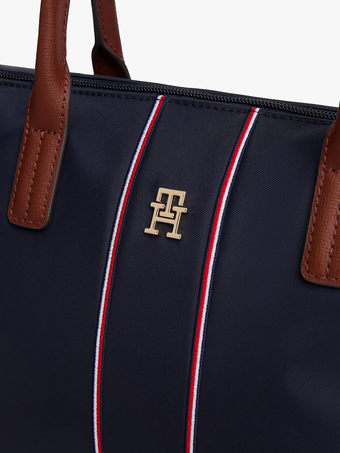 Tommy Hilfiger Tommy Hilfiger Kadın Monogram TH Logo Baskılı Fermuar Kapamalı Mavi Omuz Çantası AW0AW17707-0GY