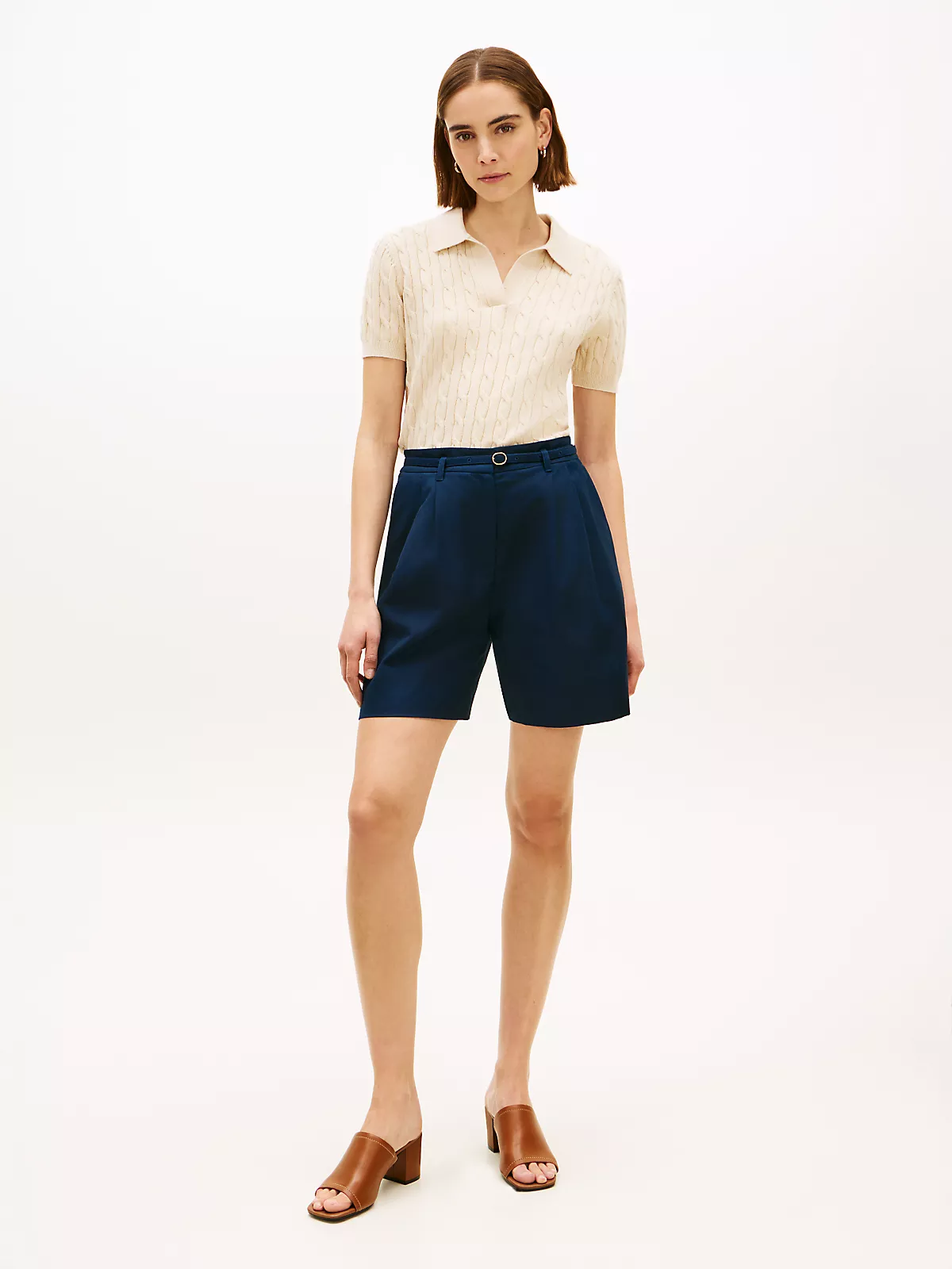 Tommy Hilfiger Tommy Hilfiger Kadın Normal Kalıp Beli Kemer Detaylı Pileli Kısa Lacivert Şort WW0WW49040-C1G