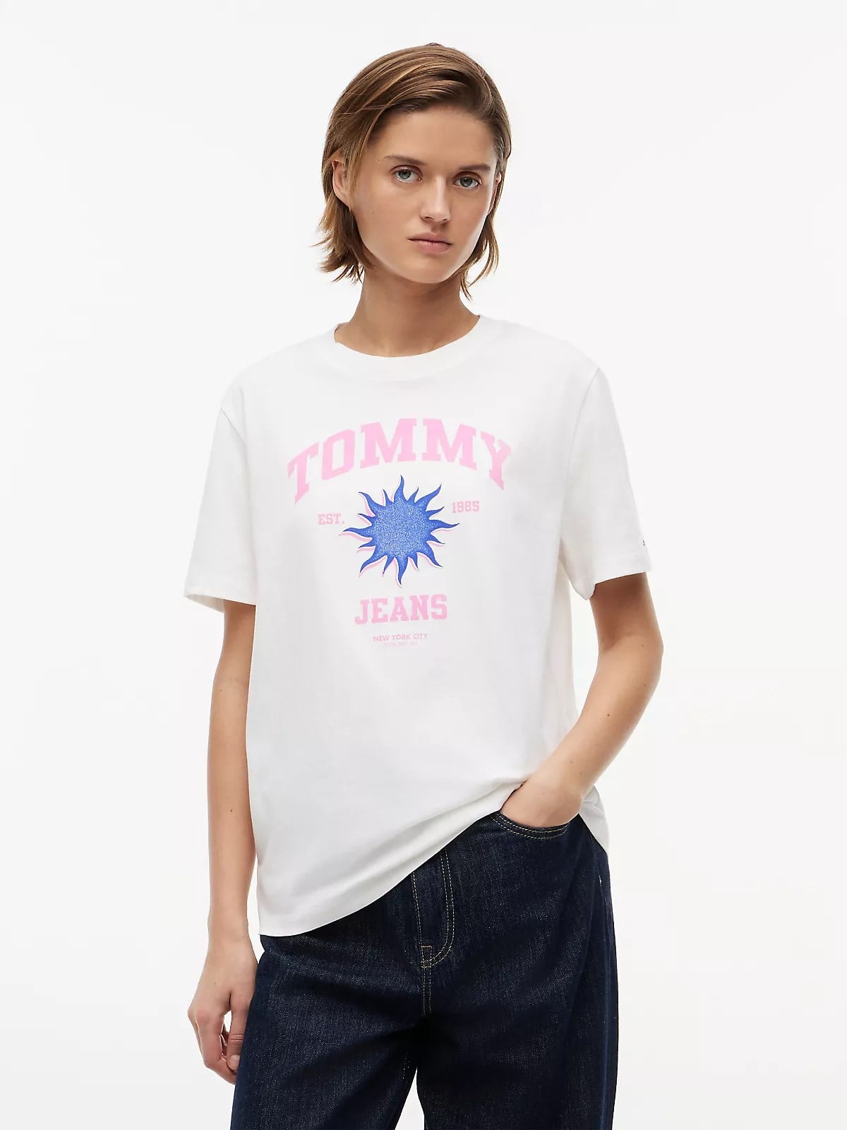 Tommy Hilfiger Tommy Hilfiger Kadın Normal Kalıp Yuvarlak Yakalı Logo Baskılı Kısa Kollu Ekru T-Shirt DW0DW23159-YBL