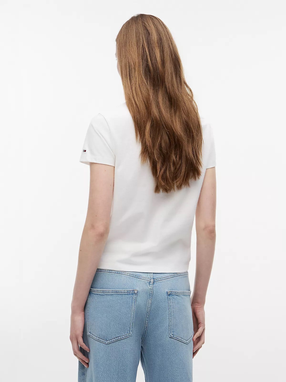 Tommy Hilfiger Tommy Hilfiger Kadın Normal Kalıp Yuvarlak Yakalı Logo İmzalı Pamuklu Kısa Kollu Beyaz T-Shirt DW0DW22905-YBL