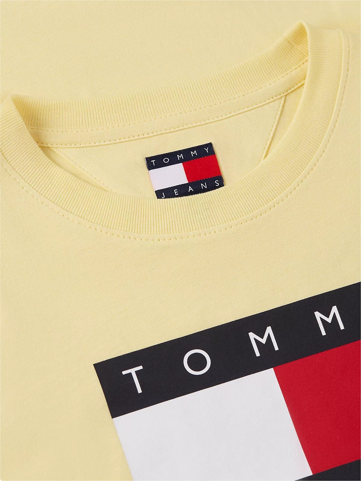 Tommy Hilfiger Tommy Hilfiger Kadın Normal Kesim Logo Baskılı Yuvarlak Yakalı Kısa Kollu Sarı T-Shirt DW0DW22562-ZF0