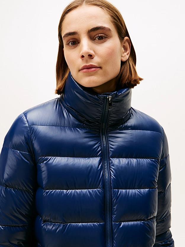 Tommy Hilfiger Tommy Hilfiger Kadın Normal Kalıp Su İtici Parlak Kumaş Dolgulu Kapüşonlu Mavi Ceket WW0WW47355-C1G