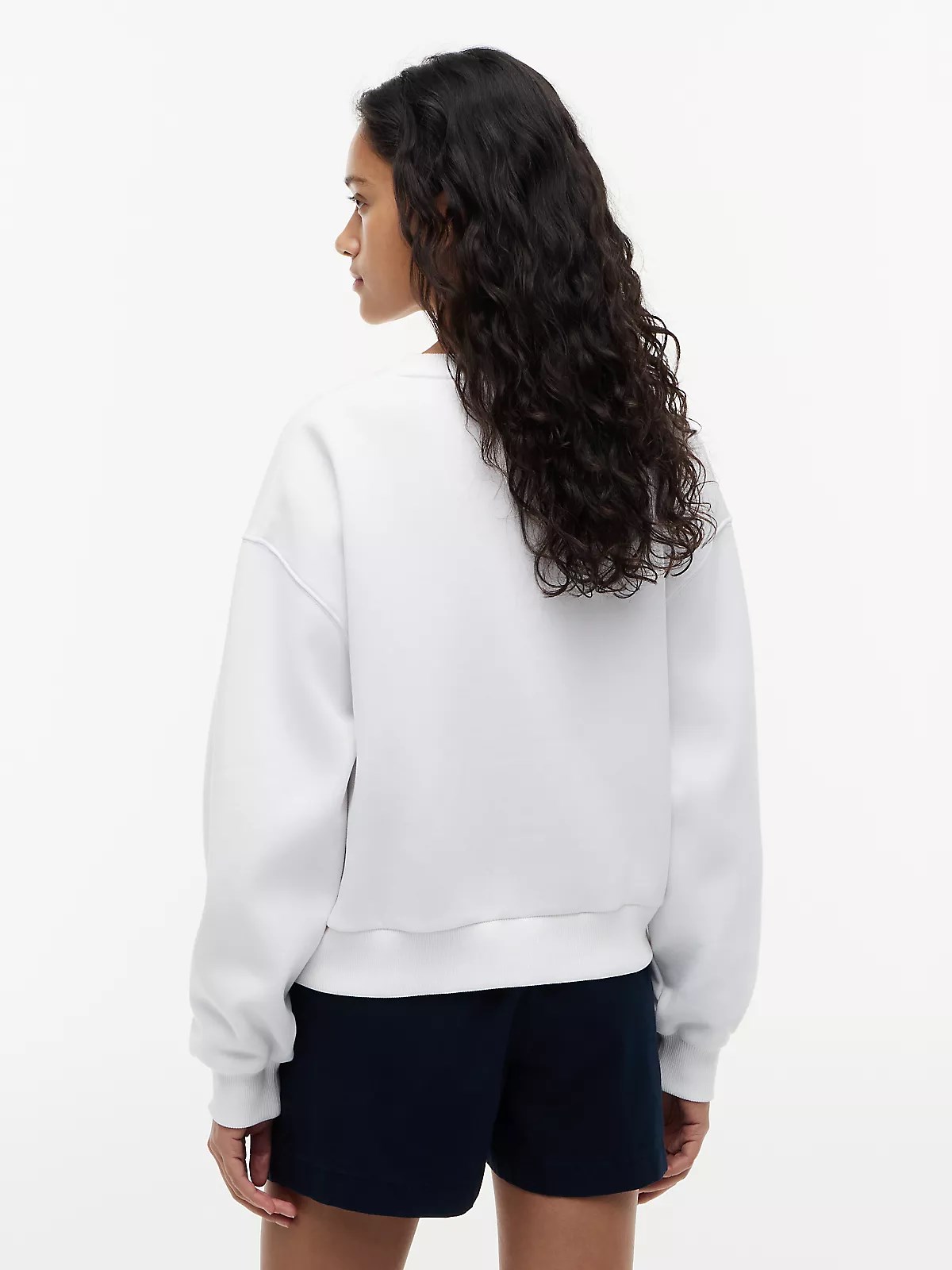 Tommy Hilfiger Tommy Hilfiger Kadın Regular Fit Pamuklu Bisiklet Yaka Uzun Kollu Beyaz Sweatshirt WW0WW47831-YCF