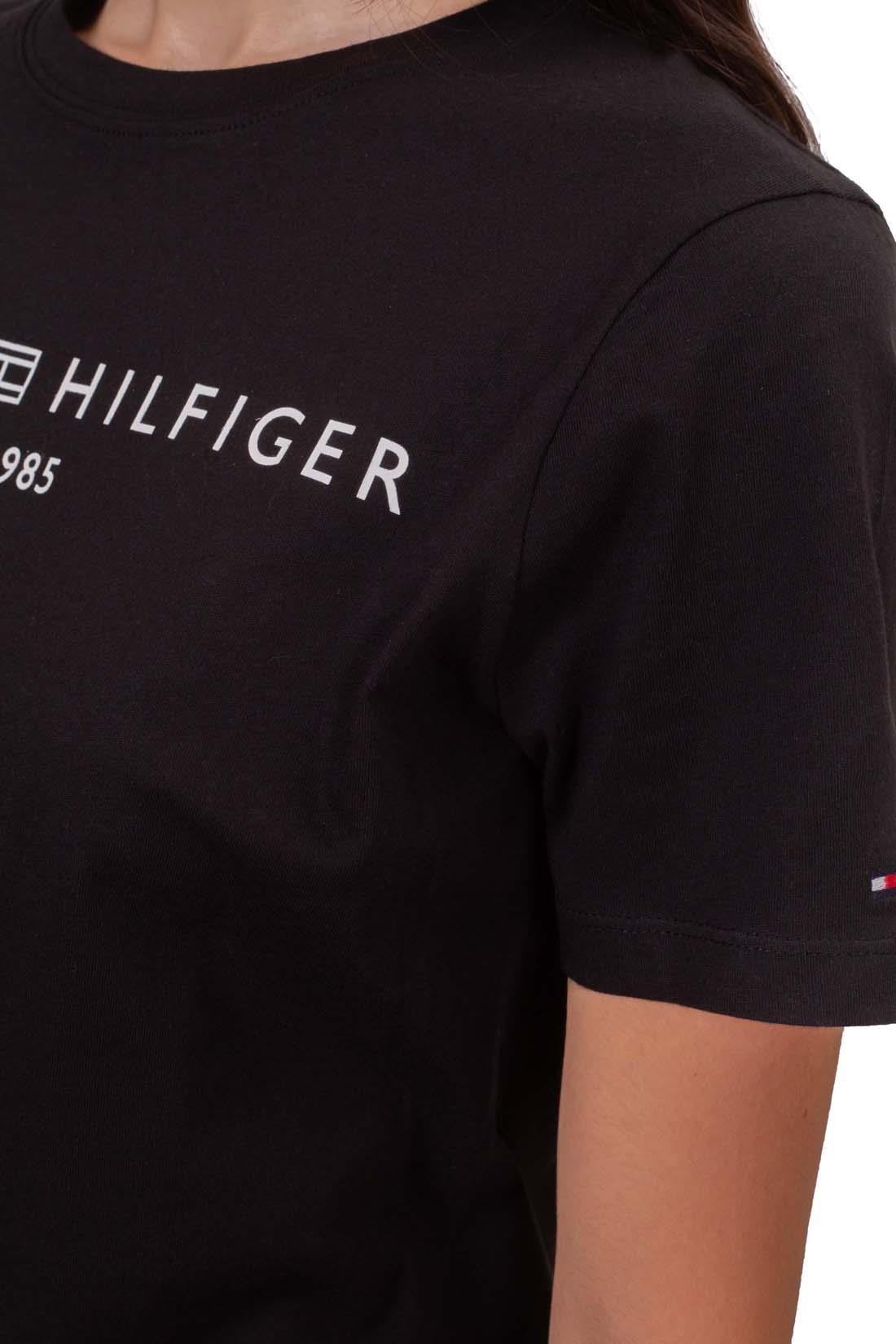 TOMMY HILFIGER Tommy Hilfiger Kadın Saf Pamuklu Yuvarlak Yaka Göğüste Logolu Kısa Kollu Siyah Bluz WW0WW40276-BDS