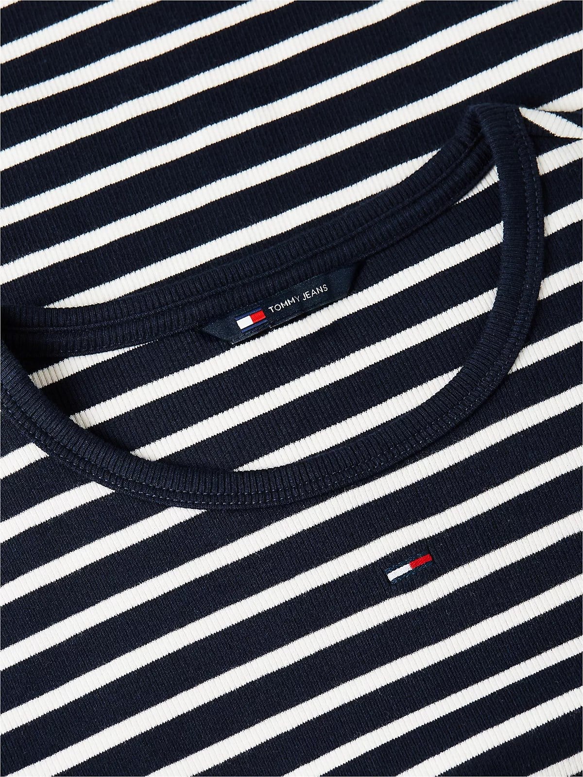 Tommy Hilfiger Tommy Hilfiger Kadın Slim Fit Yatay Çizgili Yuvarlak Yakalı Kısa Kollu Lacivert-Beyaz T-Shirt DW0DW17383-0A7