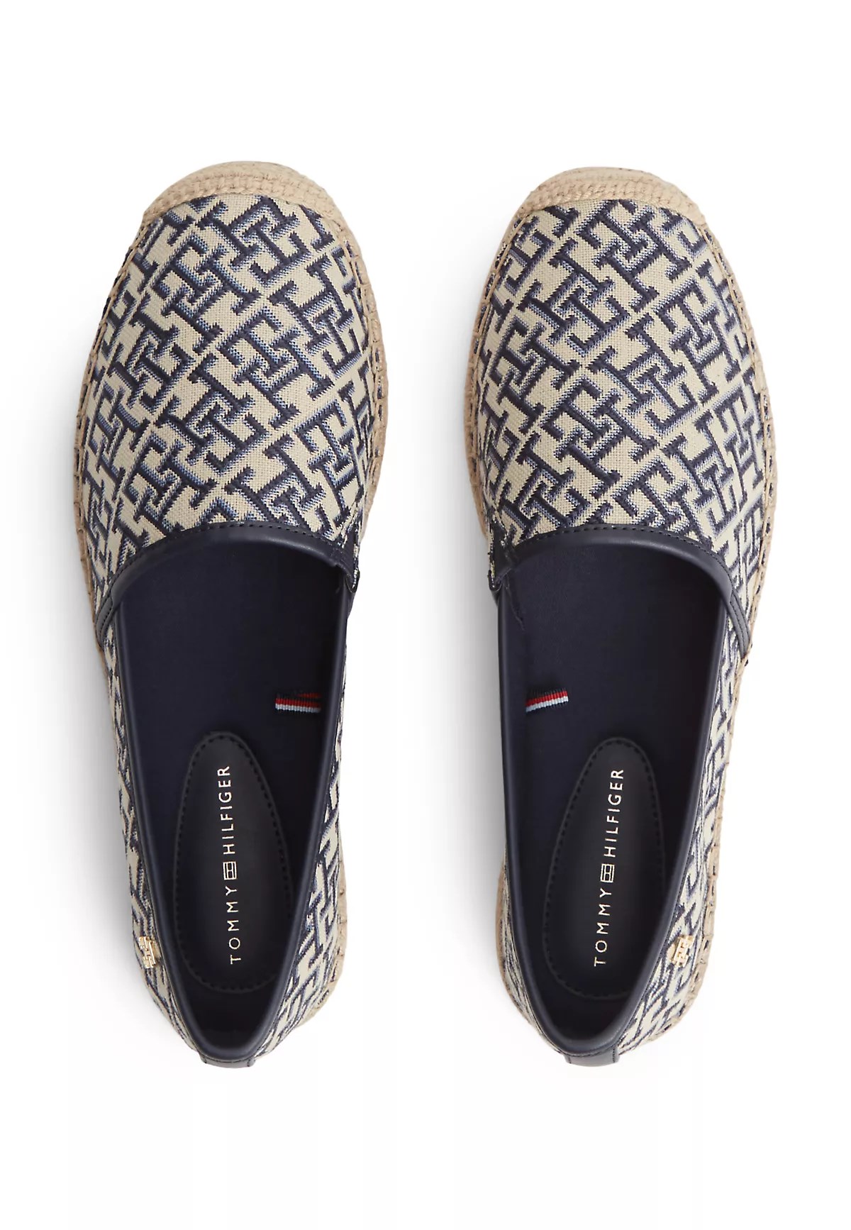 Tommy Hilfiger Tommy Hilfiger Kadın TH Monogram Logo Jakarlı Yuvarlak Burunlu Nefes Alabilen Tasarımlı Lacivert Ayakkabı FW0FW09501-DW6
