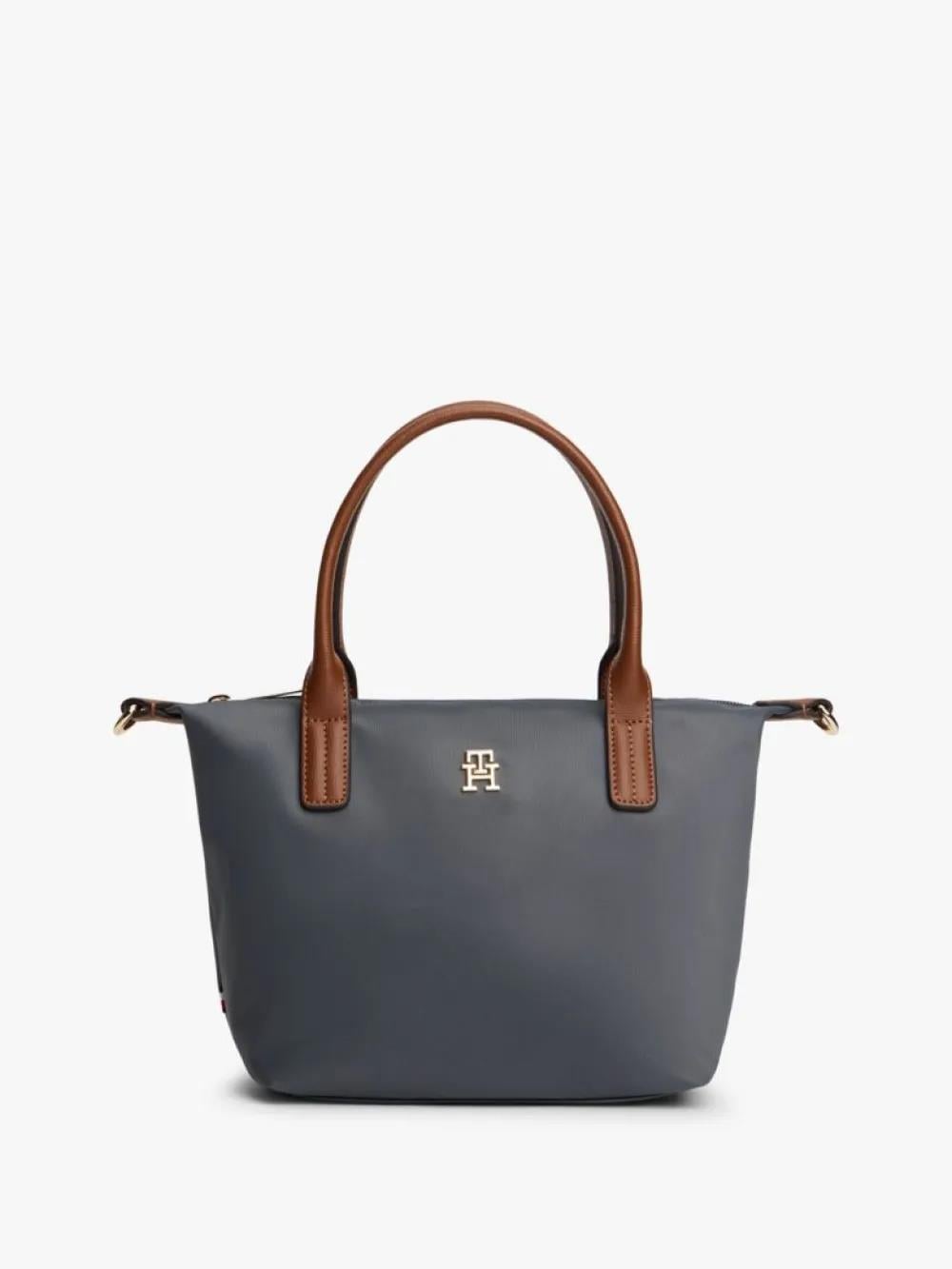 Tommy Hilfiger Tommy Hilfiger Kadın TH Monogram Logolu Fermuarlı Kısa Askılı Gri Omuz Çantası AW0AW17709-PTU