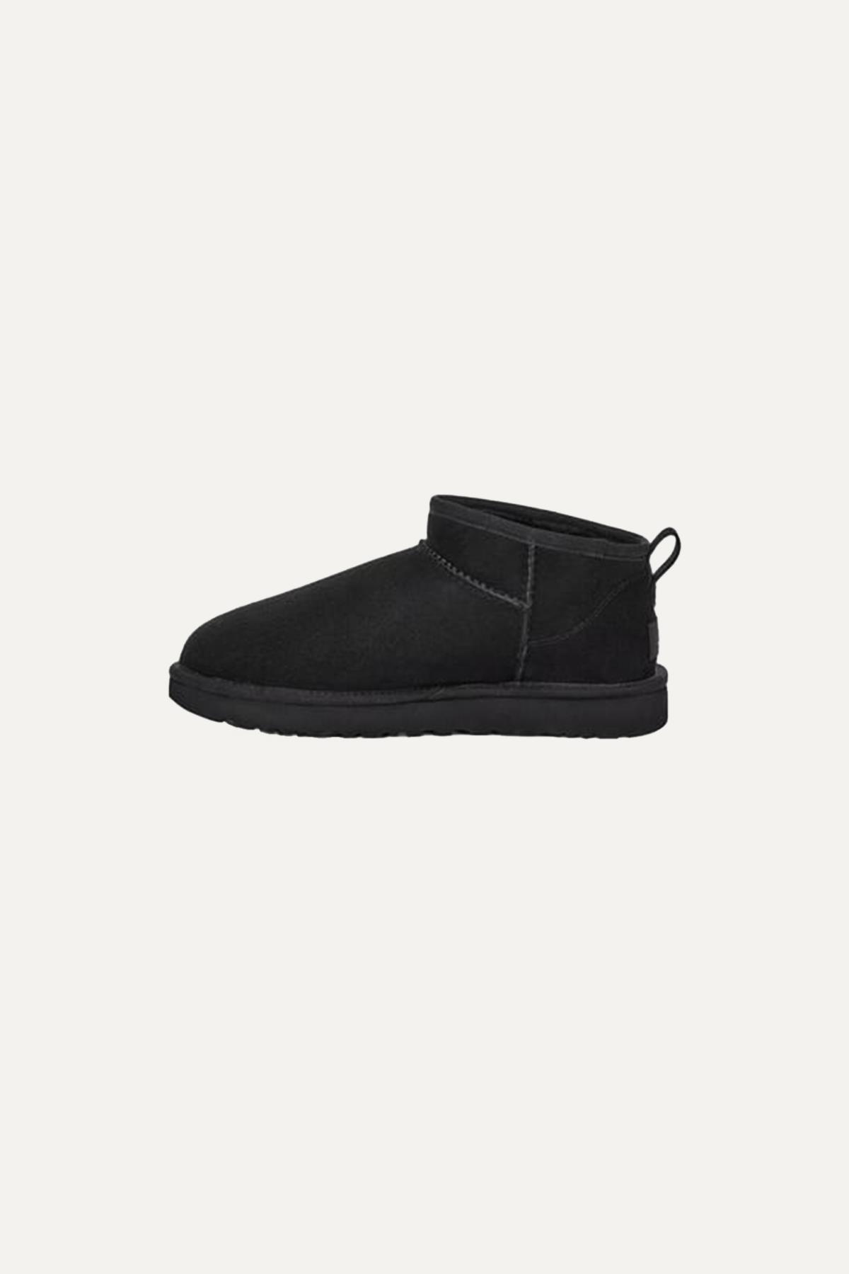 UGG UGG Kadın Deri Logolu Düz Tabanlı Günlük Kullanım Siyah1 Bot & Bootie 1116109-SİYAH