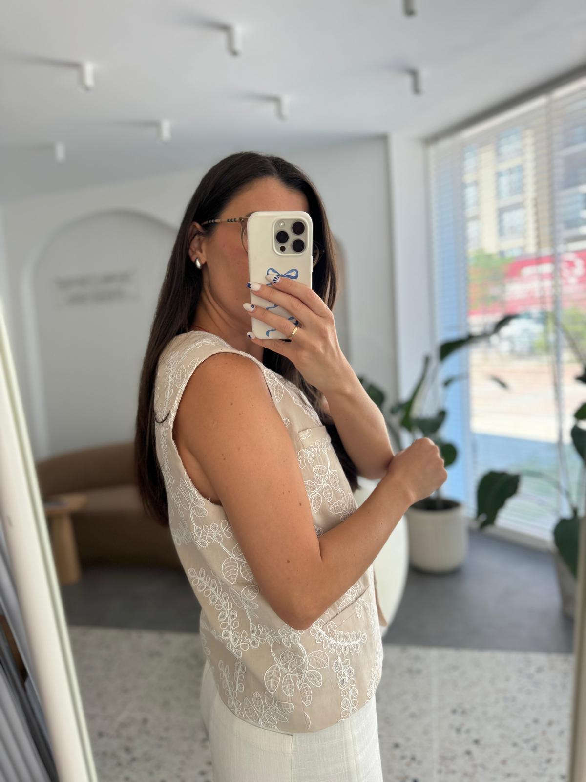 Alba Bej Yelek