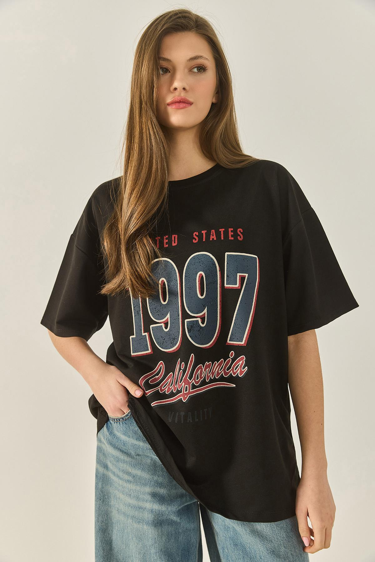 1997 Baskılı Pamuklu Oversize T-Shirt 3056 60284048 - Siyah