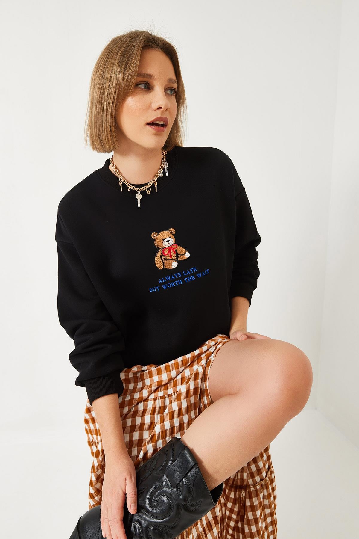 Ayıcık Baskılı Yazılı Ribanalı Basic Sweatshirt ÖS241011 60261314 - Siyah