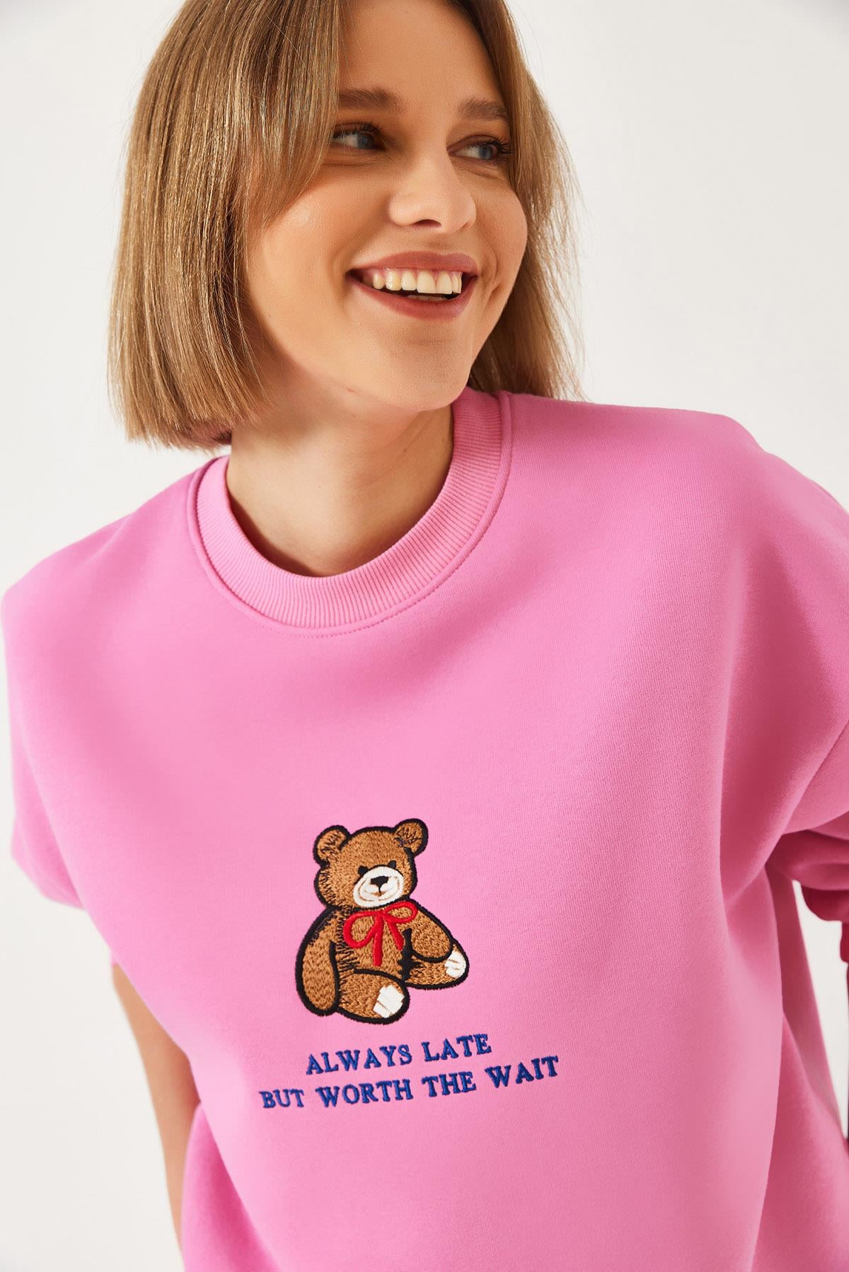 Ayıcık Baskılı Yazılı Ribanalı Basic Sweatshirt ÖS241011 60261314 - Şeker Pembe