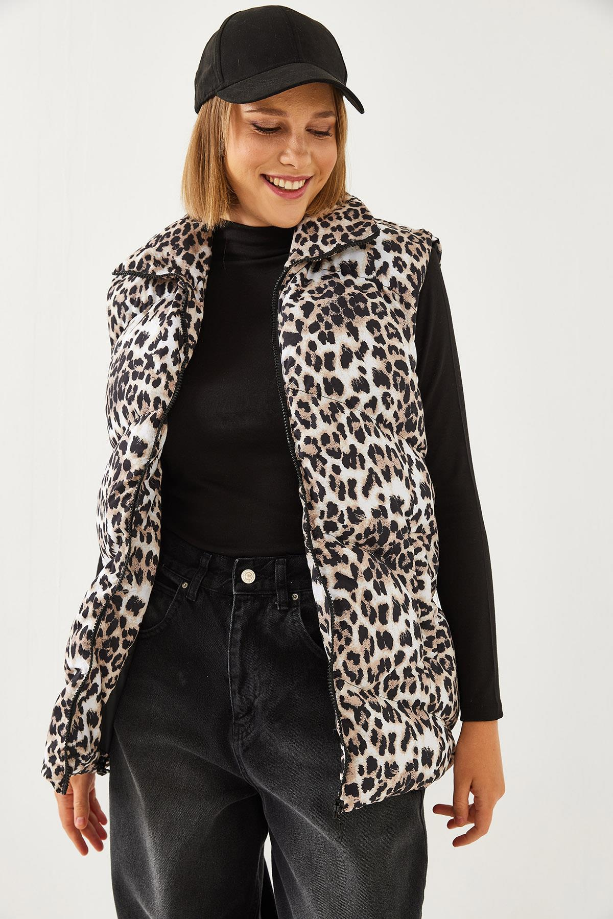 Balıkçı Yaka Leopar Desenli Şişme Yelek 938128 60351234 - Siyah-Camel