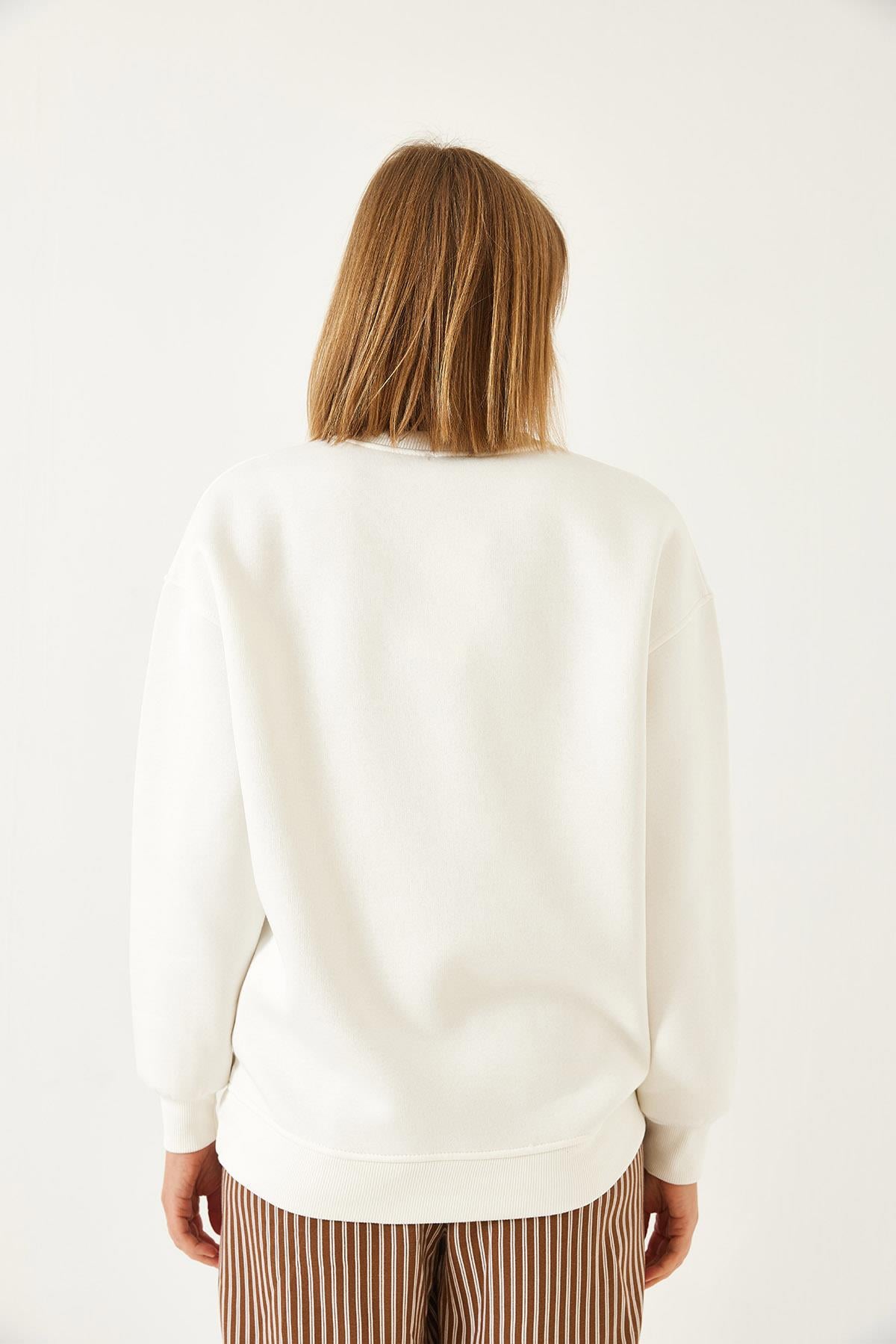 Baskılı Üç İplik Şardonlu Sweatshirt 60351295 - Beyaz