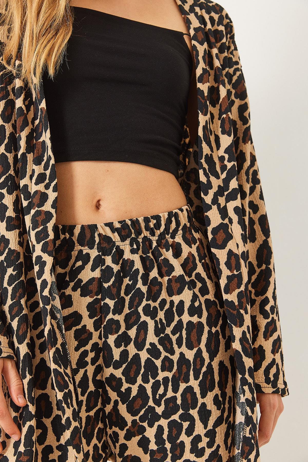 Beli Lastikli Leopar Desenli Bürümcük Kimono Alt-Üst Takım 0245 60284023 - Bej-Siyah