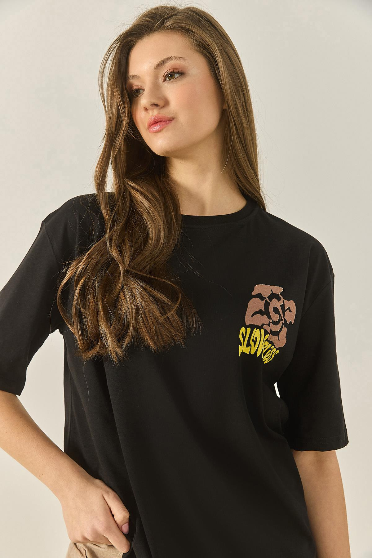 Bisiklet Çiçek Grafik Baskılı Oversize Pamuklu T-Shirt 60284050 - Siyah