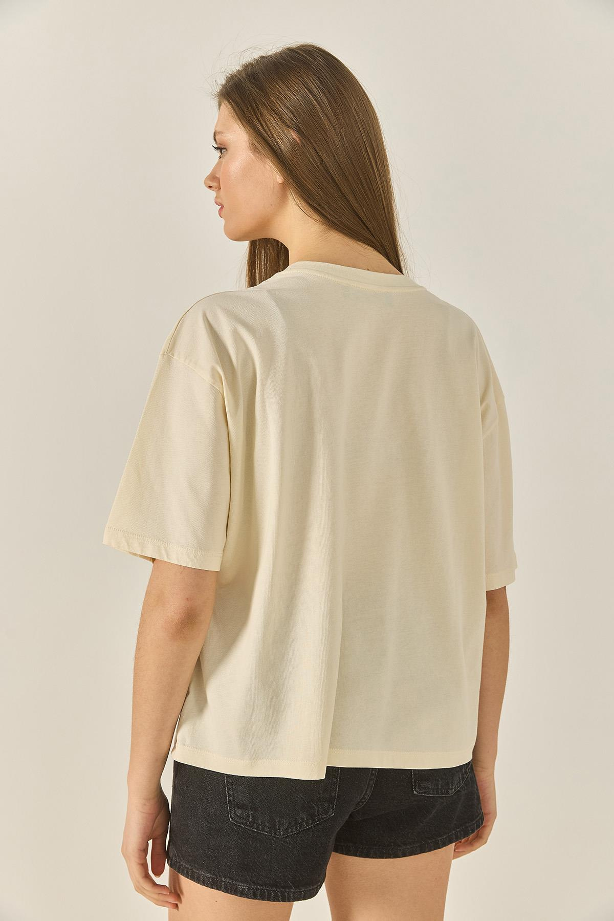 Bisiklet Yaka Kısa Kollu Vintage Baskılı Pamuklu Basic T-Shirt ÖT251061 60283313 - Bej